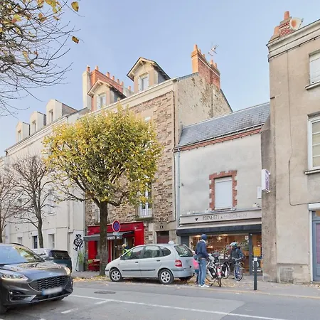 Bel Appartement, Mezzanine, Calme, 2 Coins Bureaux - Home'ponopono Διαμέρισμα