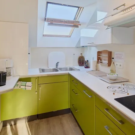 Bel Appartement, Mezzanine, Calme, 2 Coins Bureaux - Home'ponopono *