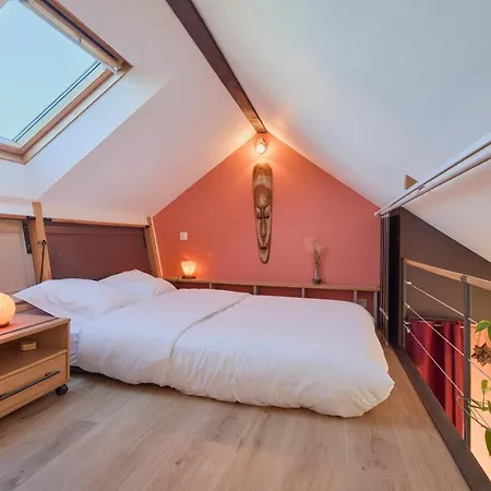 Bel Appartement, Mezzanine, Calme, 2 Coins Bureaux - Home'ponopono Apartment