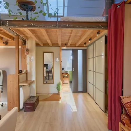 Apartment Bel Appartement, Mezzanine, Calme, 2 Coins Bureaux - Home'ponopono *