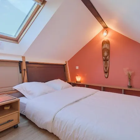 Apartment Bel Appartement, Mezzanine, Calme, 2 Coins Bureaux - Home'ponopono *