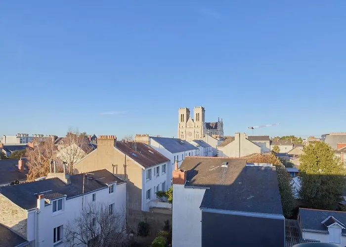 Bel Appartement, Mezzanine, Calme, 2 Coins Bureaux - Home'ponopono