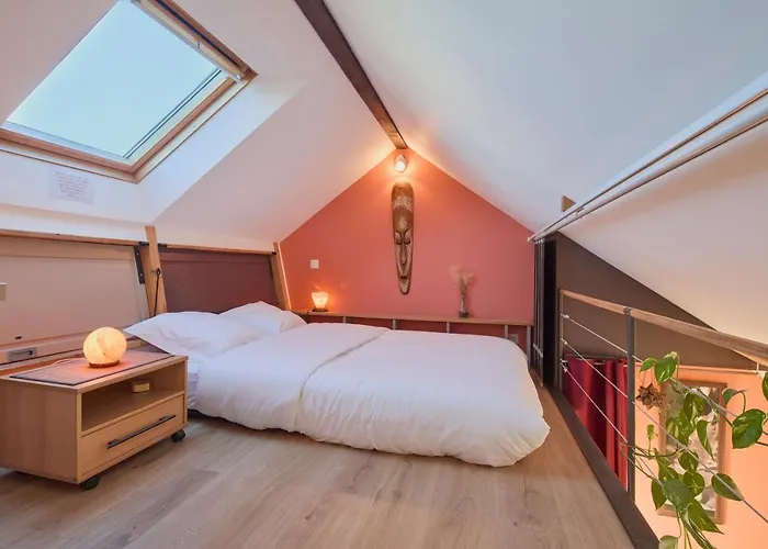 Bel Appartement, Mezzanine, Calme, 2 Coins Bureaux - Home'ponopono Lägenhet