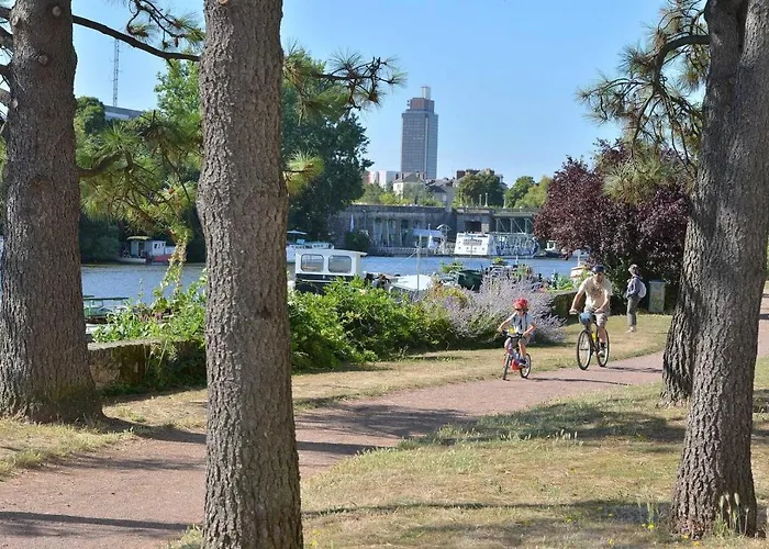 Bel Appartement, Mezzanine, Calme, 2 Coins Bureaux - Home'ponopono Lägenhet
