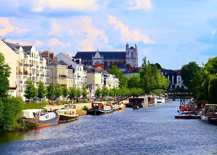 Bel Appartement, Mezzanine, Calme, 2 Coins Bureaux - Home'ponopono Apartmán *